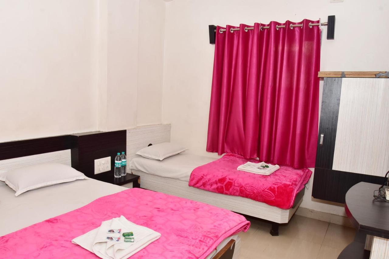 Hotel Temple Sai Shirdi Exterior foto
